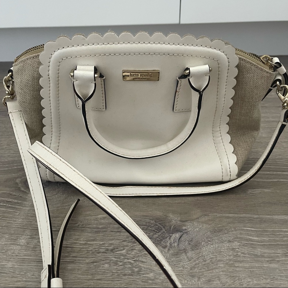 Kate Spade Scallop Handbag - Picture 2 of 8